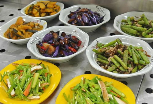杭州一社区食堂暑期半价管娃午餐,双职工家长乐了 饭菜和价格都很香